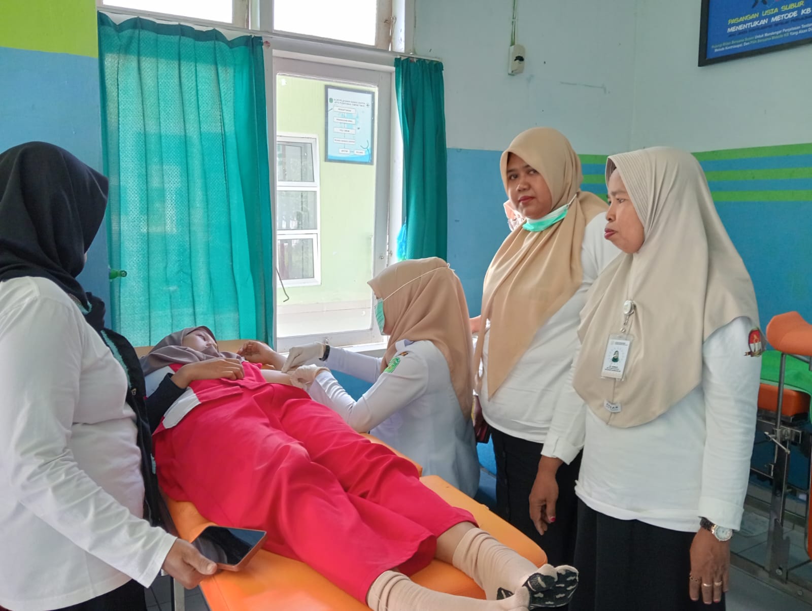 Kolaborasi PLKB dan Puskesmas Gelar Pelayanan KB di Tomoni Timur