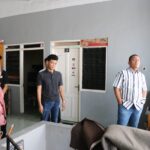 Bupati Lutim Tinjau Asrama Mahasiswa di Yogyakarta, Janji Renovasi Tahun Depan IMG-20250712-WA0011