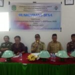 Camat Tomoni Timur Buka Musrenbang Desa Cendana Hitam Timur, Tekankan Usulan Prioritas WhatsApp Image 2025-10-06 at 19.01.57