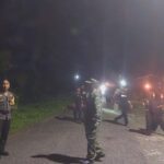 Hujan Tak Surutkan Semangat Warga, Malam Takbiran di Tomoni Timur Aman dan lancar