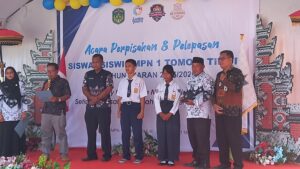 SMPN 1 Tomoni Timur Lepas 155 Siswa, Juga Resmikan Ikatan Alumni