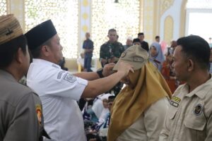 Di Lepas Bupati Irwan, 28 CJH Luwu Timur Menuju Tanah Suci