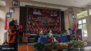 Hadiri Seminar dan Sosialisasi Pencegahan Pernikahan Dini, Camat Tomoni Timur Apresiasi Peran Srikandi PP Luwu Timur