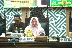 Wabup Puspawati Hadiri Paripurna, DPRD Lutim Sepakati Ranperda Pertanggungjawaban APBD 2025
