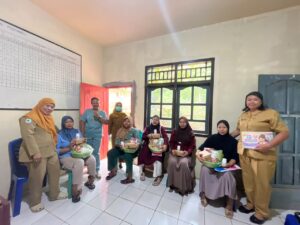 Pemdes Argomulyo Salurkan Makanan Tambahan bagi Ibu Hamil dan Balita Stunting