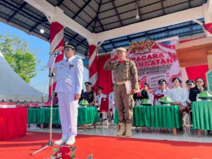 Upacara HUT Ke-81 RI di Tomoni Timur Berlangsung Khidmat, Camat Apresiasi Paskibra