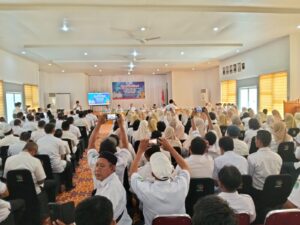 Bupati Luwu Timur Tegaskan, Tak Boleh Lagi Ada Siswa Belajar di Lantai