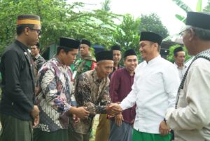 Hadiri Milad Ponpes Uswatun Hasanah, Bupati Ajak Sukseskan Pejuang Subuh hingga Berikan Kado Spesial
