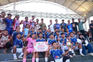 Bupati Irwan Tutup Turnamen Sepak Bola Wotu, Bawalipu Back to Back Juara